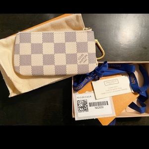 Louis Vuitton Azur Key Pouch🤍💙